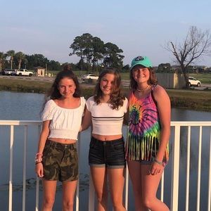 Meet your Posher, Emiy